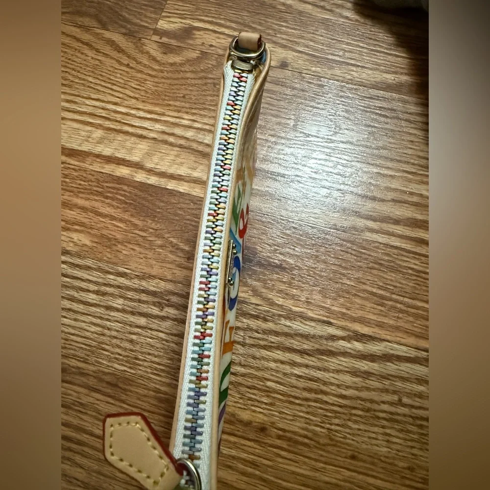 DOONEY & BOURKE RETRO GRAFICA LARGE SLIM WRISTLET - Picture 7 of 14